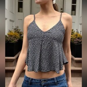 NWOT! Brandy Melville Tiffany Floral Blouse Tank